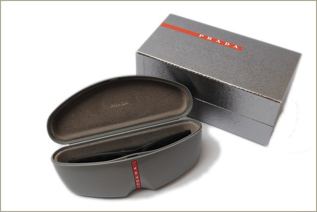 プラダ　PRADA