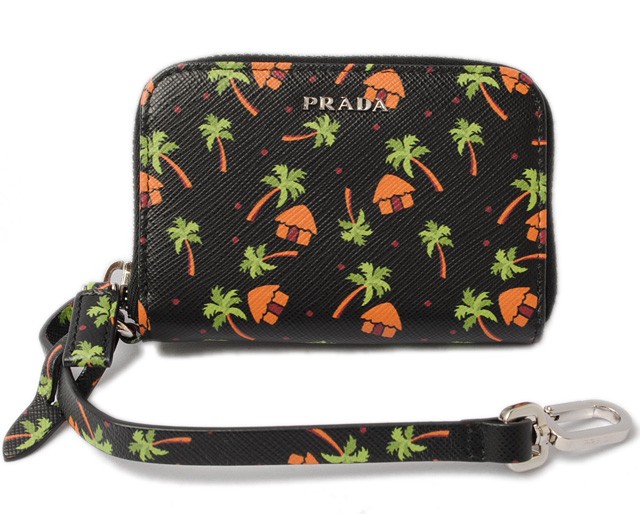 プラダ　PRADA
