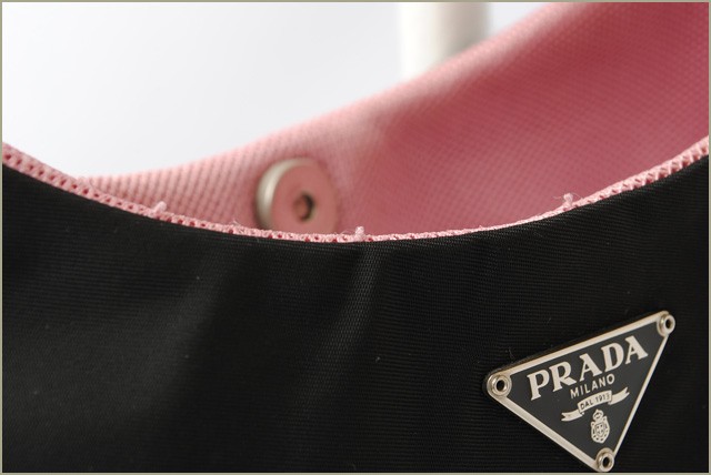 プラダ　PRADA