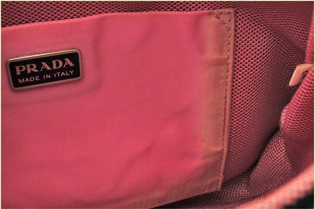 プラダ　PRADA