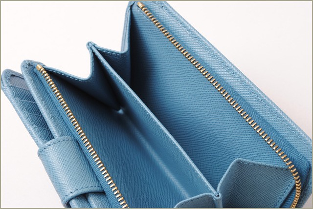 PRADA　プラダ　2折長財布