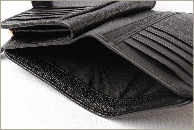 PRADA　プラダ　2折長財布