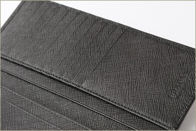 PRADA　プラダ　2折長財布