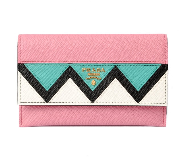 プラダ　PRADA