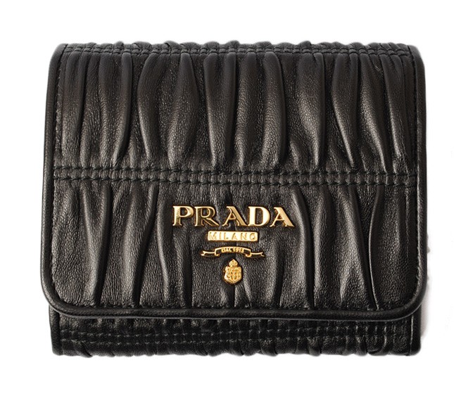 プラダ　PRADA
