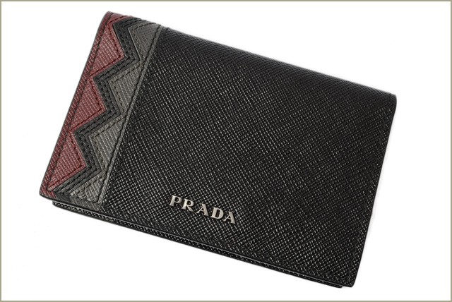 プラダ　PRADA