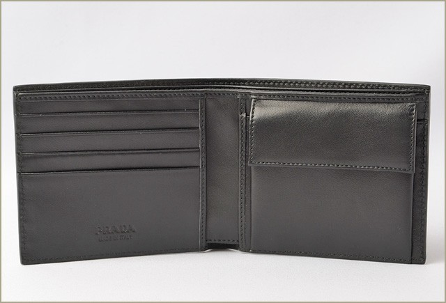 PRADA　プラダ　2折長財布