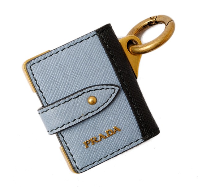 プラダ　PRADA