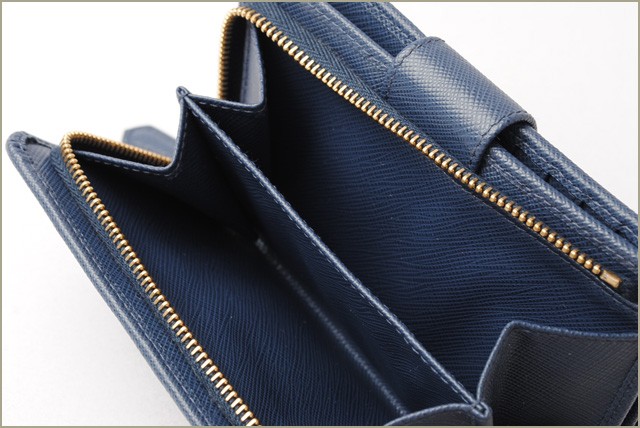 PRADA　プラダ　2折長財布
