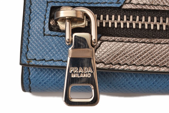 【PRADA】マネークリップ、ロボットコインケース PRADA】マネークリップ、ロボットコインケース （Robot PRADA