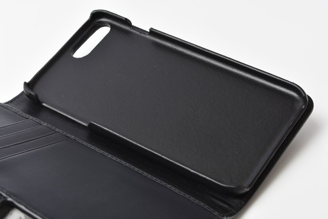 PRADA（プラダ） iPhone 8plusケース/7plusケース/手帳型 PRADA 2ZH038