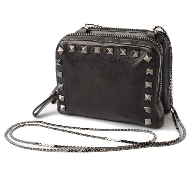 ヴァレンティノ　ショルダーバッグ/ポシェット