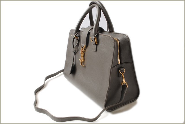 YSL イヴ・サンローラン　