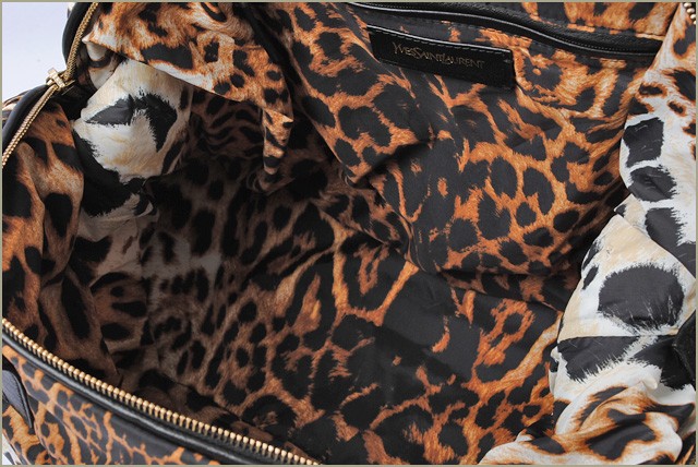 YSL イヴ・サンローラン　