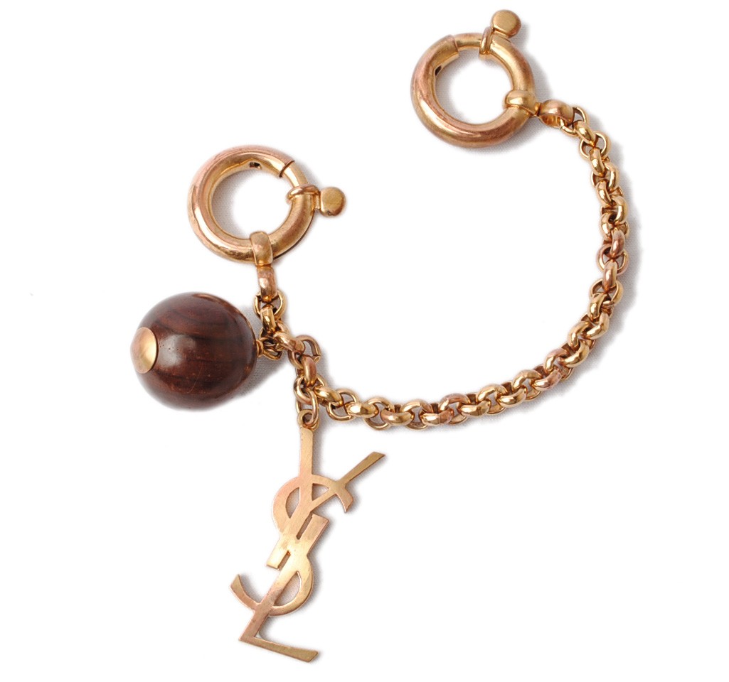 YSL イヴ・サンローラン　