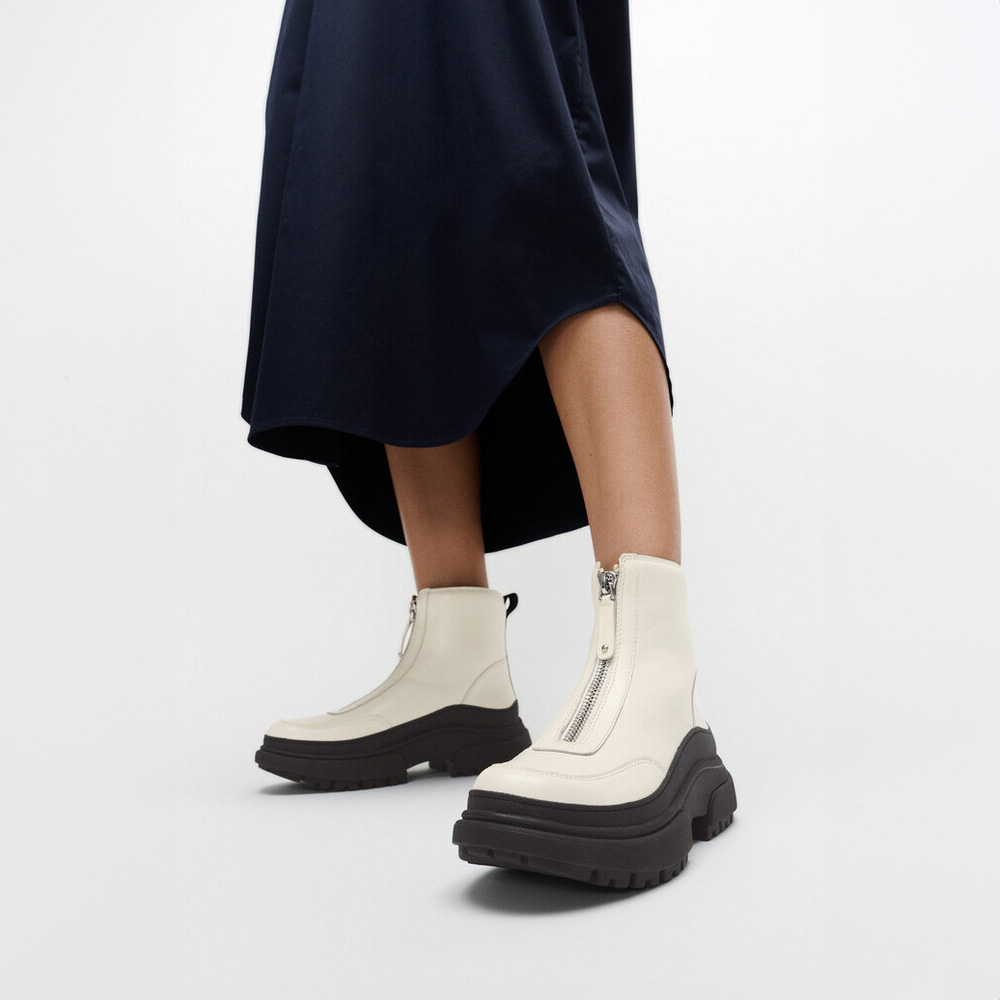 WYLDER ジップ フロント レザーアンクルブーツ｜fitflop