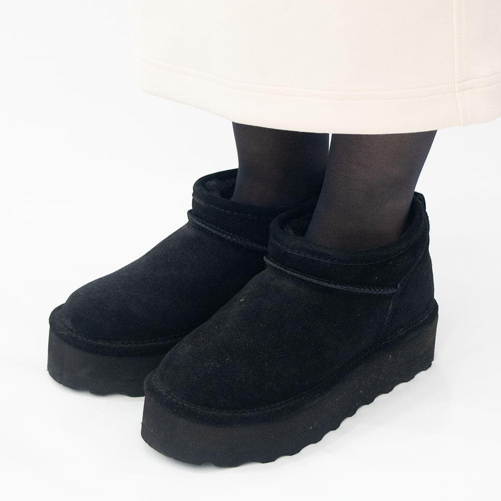 【新品未使用】ベアパウ　厚底ショートブーツ　ムートンブーツ　24cm BEARPAW ベアパウ デミ ムートンブーツ ミニ ショートブーツ