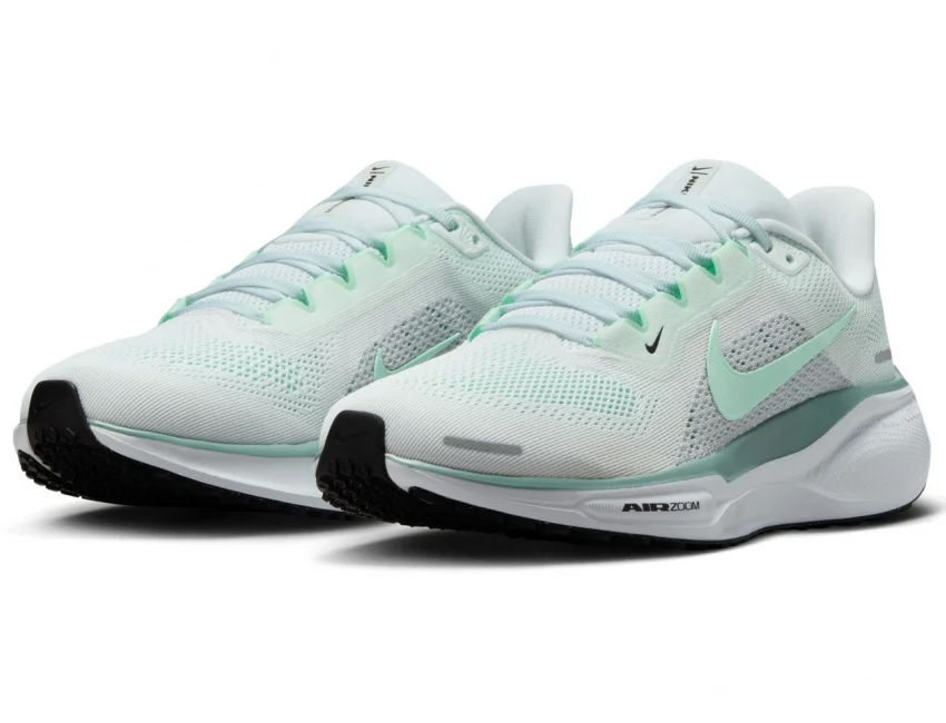 NIKE（ナイキ） 女性 レディース シューズ W AIR ZOOM PEGASUS 41