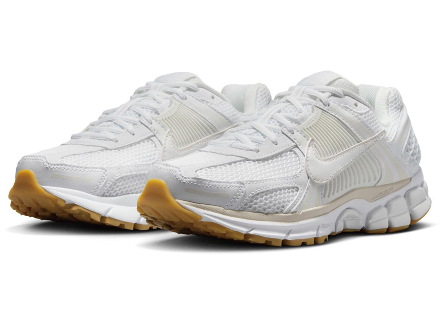NIKE（ナイキ） 女性 レディース W ZOOM VOMERO 5 ウィメンズ ズーム
