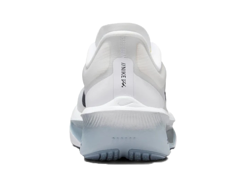 【美品】ズームフライ6 Nike 26.5 Zoomfly6 NIKE（ナイキ） 女性 レディース シューズ W ZOOM FLY 6 ウィメンズ