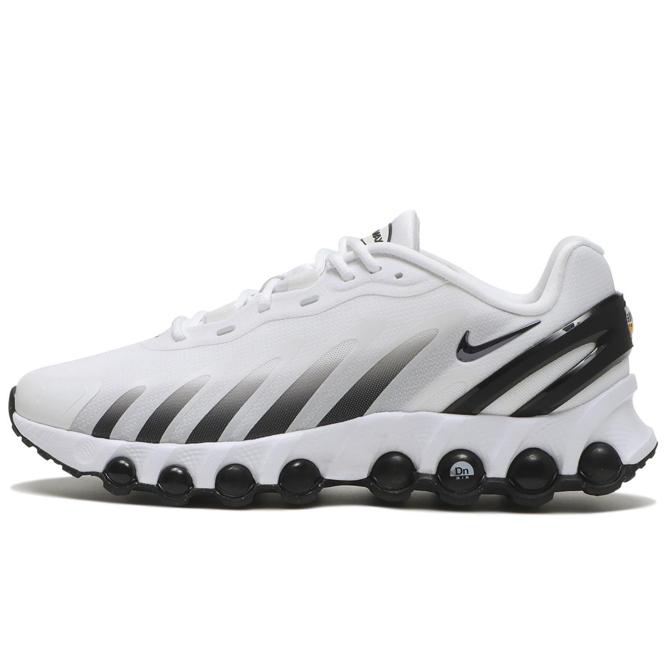 NIKE（ナイキ） 男性 メンズ シューズ AIR MAX DN8 エア マックス DN8 