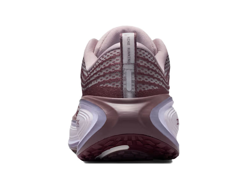 NIKE（ナイキ） 女性 レディース シューズ W VOMERO PLUS ウィメンズ