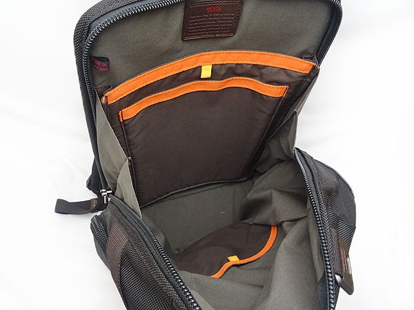 TUMI 未使用 トゥミ ウォリングフォード トリプルポケット TUMI 未使用 トゥミ ウォリングフォード トリプルポケット