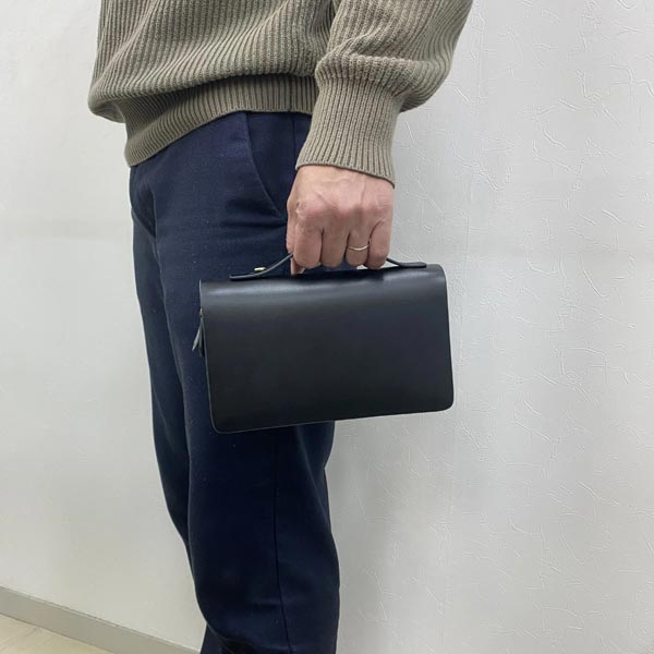 【美品】山葡萄　セカンドバッグ　クラッチバッグ　ファスナー付　小ぶり 美品】山葡萄 セカンドバッグ クラッチバッグ ファスナー付 小ぶり 美