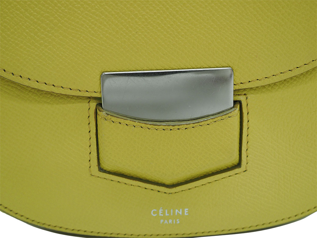 CELINE セリーヌ ショルダーバッグ イエロー ロゴ レザー ターンロック 管理番号：8293 CELINE セリーヌ ターンロック ロゴ レザー ショルダーバッグ ブラック