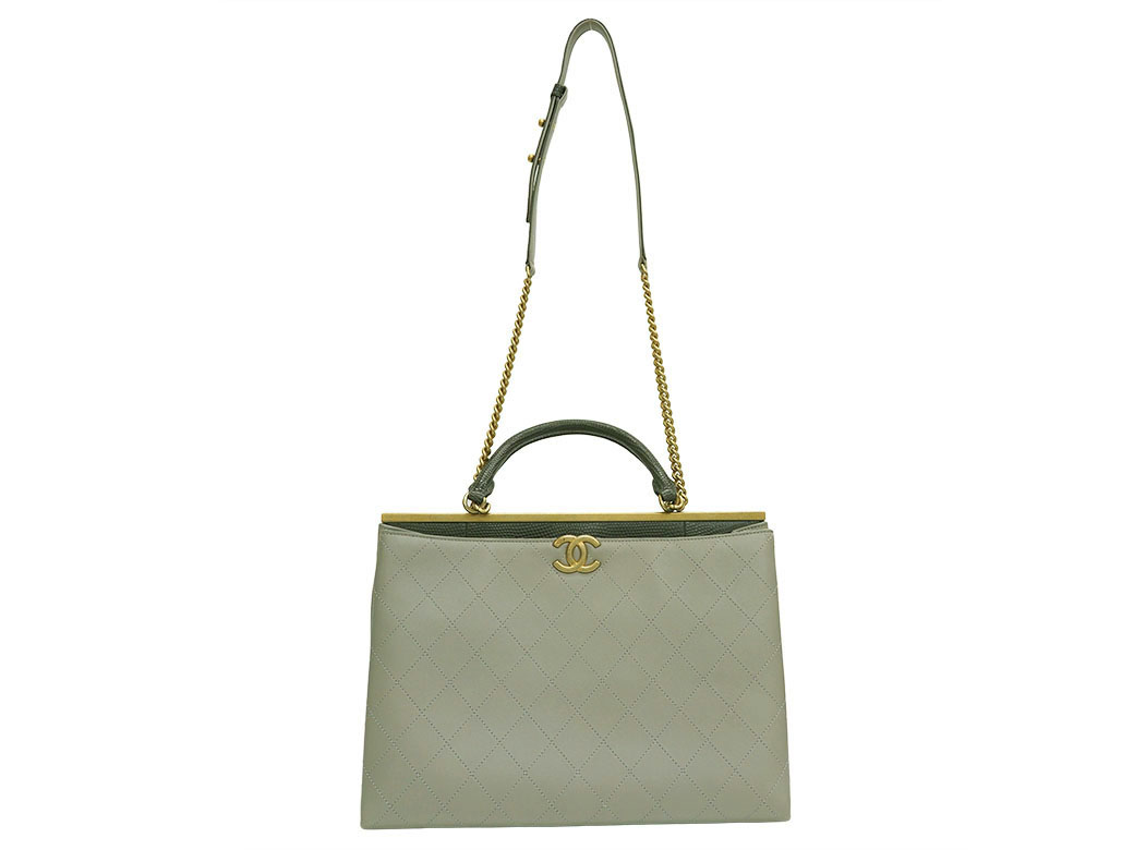 【Chanel】シャネル★Matelasse★CAMBON 31 トートバッグ 楽天市場】シャネル マトラッセ 2WAY トートバッグ リザード 31
