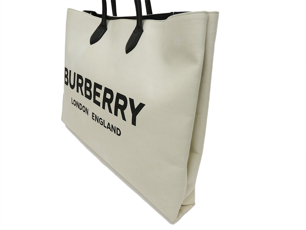 バーバリー ロゴ キャンバストートバッグ ラージ ナチュラル(オフホワイト) 大容量 大型 レディース 大きい BURBERRY 中古