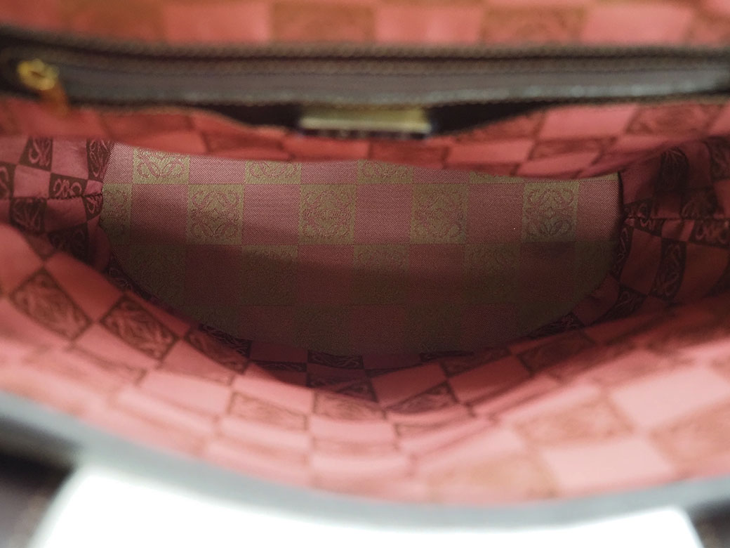 お値下げ【良品】 LOEWE かごバッグ ベージュ/オリーブ/イエロー 編み込み お値下げ【良品】 LOEWE かごバッグ ベージュ/オリーブ/イエロー