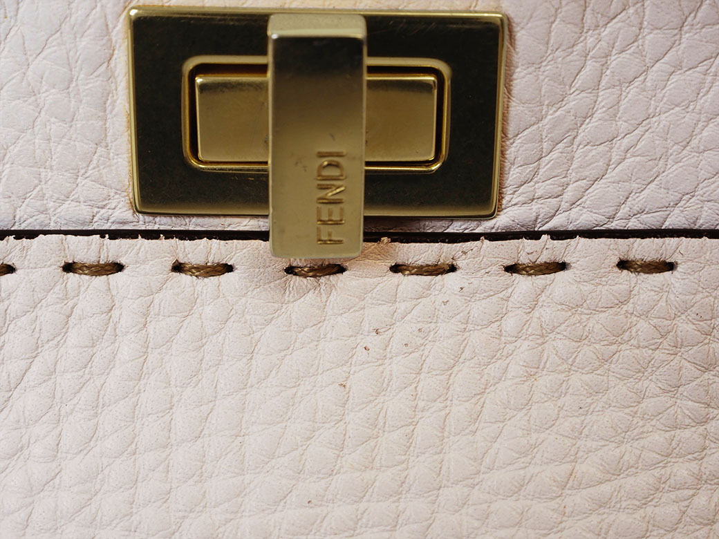 PEEKABOO フェンディ FENDI バッグ 中古 ピーカブー ミニ セレリア