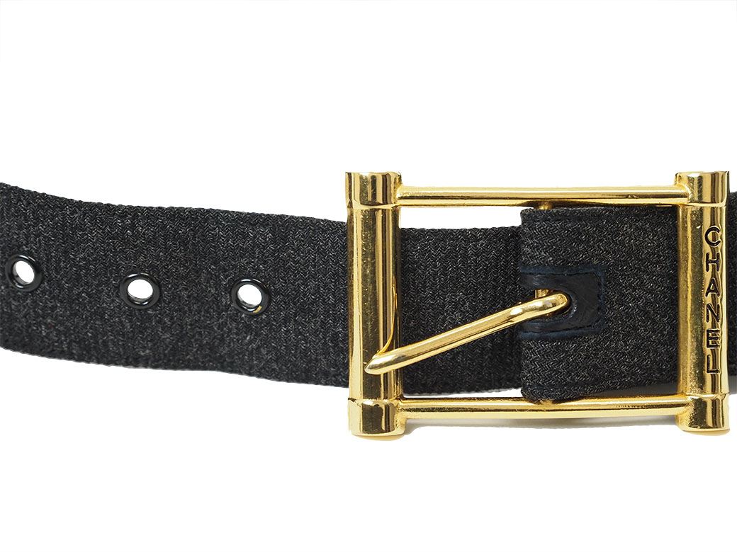 CHANEL（シャネル） バッグ マトラッセ ウエストバッグ 70