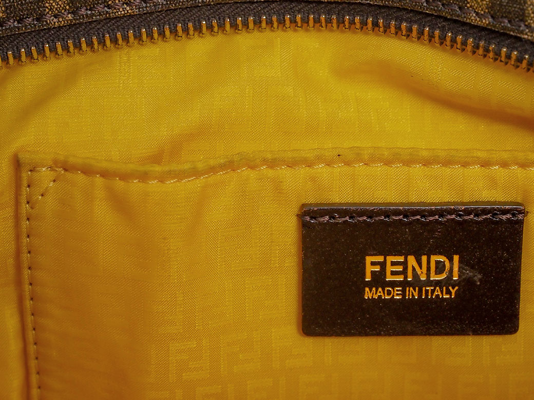 FENDI（フェンディ） バッグ ズッカ フラワー パンチング トートバッグ