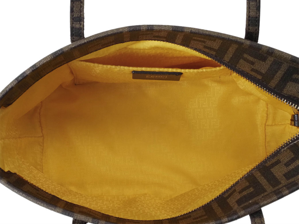 FENDI（フェンディ） ズッカ フラワー パンチング トートバッグ