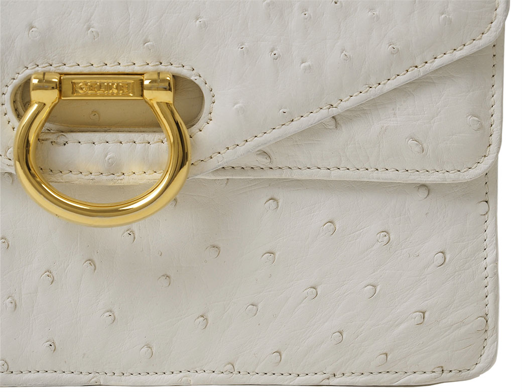 美品　セリーヌ　オーストリッチレザー　ショルダーバッグ　ハンド　ゴールド金具 CELINE（セリーヌ） バッグ 中古 ヴィンテージ オーストリッチ