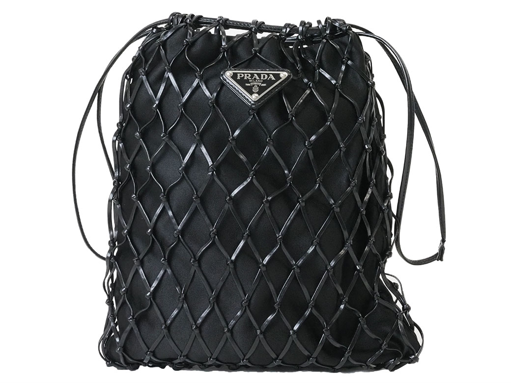 PRADA（プラダ）ショルダーバッグ 黒 サイズ:- レディース