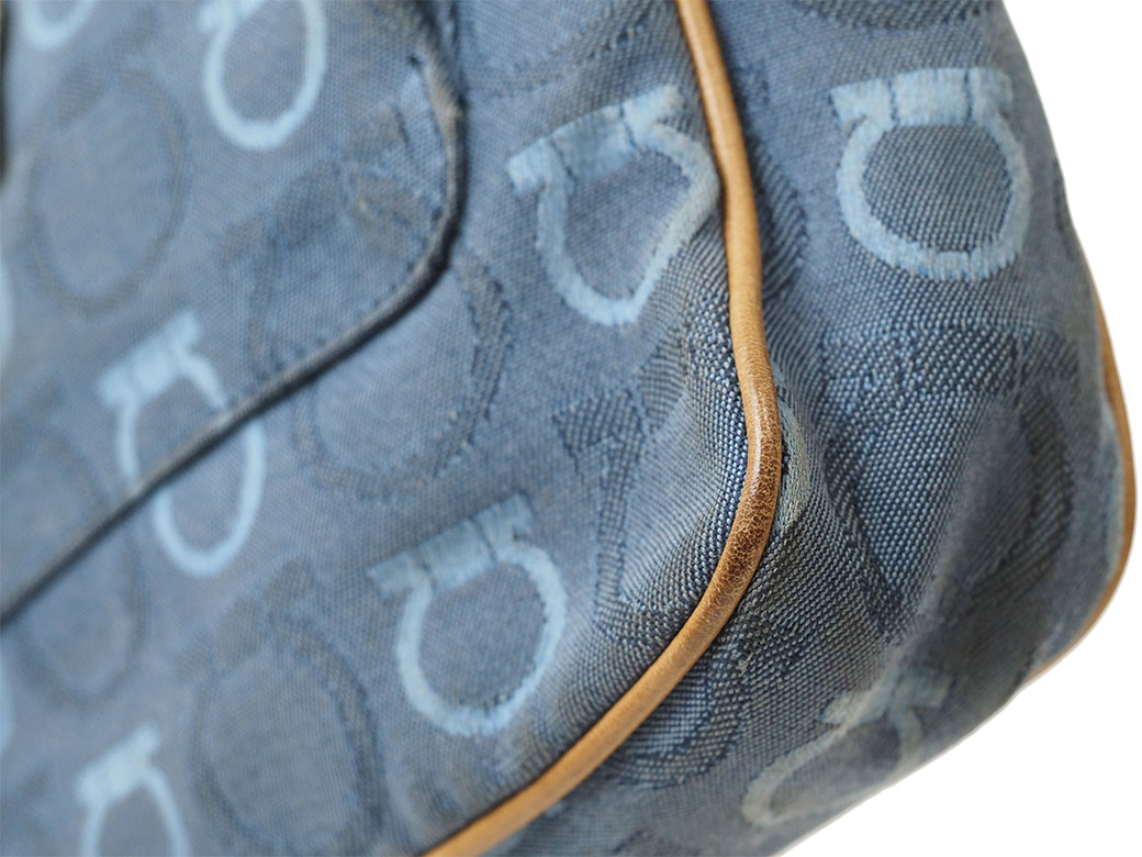 FERRAGAMO（フェラガモ） サルヴァトーレ ガンチーニ キャンバス