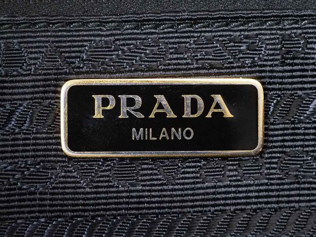 【未使用級】PRADA プラダ カメラバッグ ショルダーバッグ ヴィッテロ プラダ カメラバッグ ショルダーバッグ ブラック 1BH103