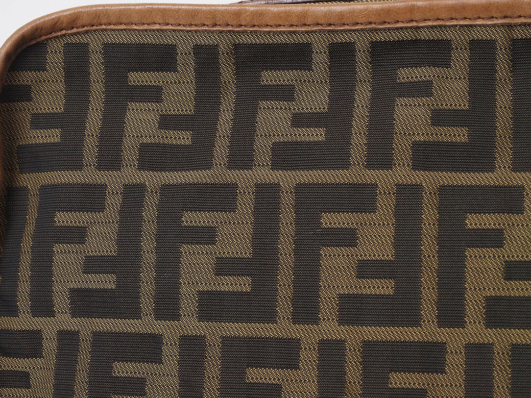 FENDI（フェンディ） バッグ ズッカ ショルダー バッグ ブラウン
