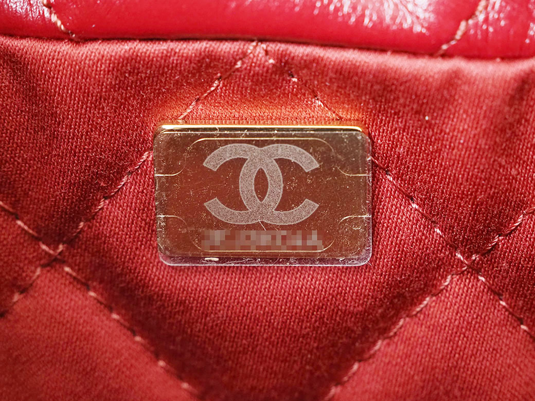 CHANEL(シャネル) シャネル22 ミニ ハンドバッグ ショルダーバッグ 巾着型 ボーダー 斜め掛け 肩掛け レザー レッド赤 ブラック黒 ゴールド金具 AS3980 レディース 40806000237【中古】【アラモード】 CHANEL（シャネル） バッグ 22 ショルダーバッグ ミニ ハンドバッグ