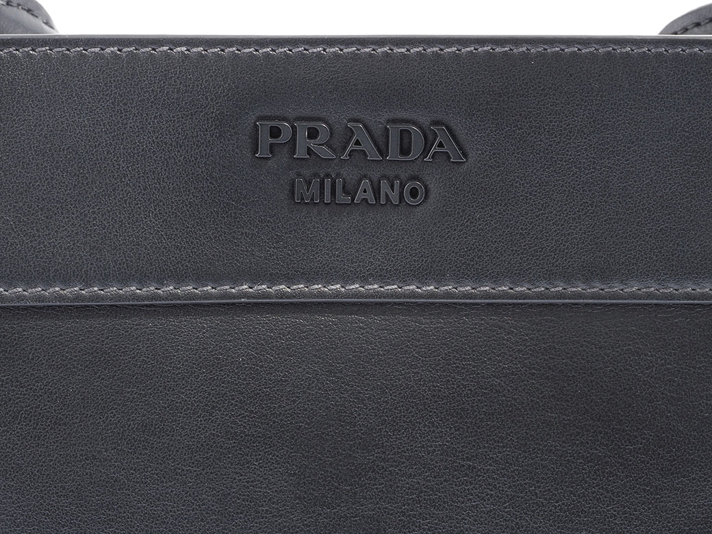 プラダ マギット 2WAY ハンドバッグ ショルダーバッグ 1BC082 ブラック レディース レザー 斜め掛け ミニバッグ PRADA 中古 |  | 05
