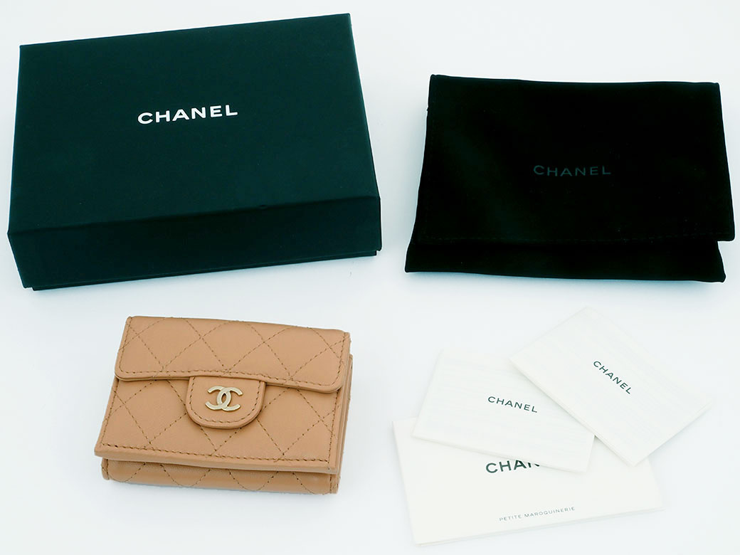 CHANEL（シャネル） 財布 三つ折り マトラッセ スモール フラップ