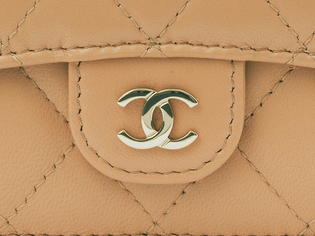 CHANEL（シャネル） 財布 三つ折り マトラッセ スモール フラップ