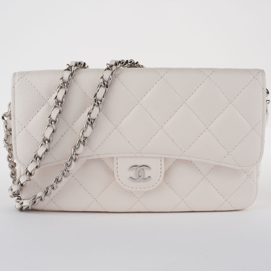 シャネル CHANEL バッグ マトラッセ ショルダー バッグ キャビアスキン フラップ フォンケース ホワイト 白 中古
