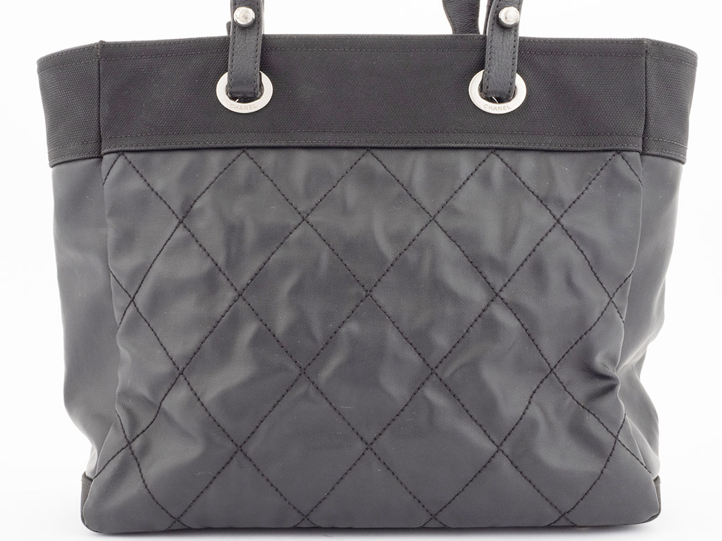 CHANEL　パリビアリッツ　トートバッグ　グレー キルティング CHANEL（シャネル） バッグ トートバッグ パリビアリッツ トート MM