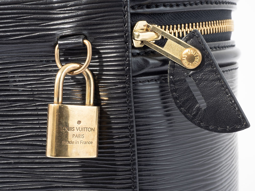 LOUIS VUITTON（ルイ・ヴィトン） バッグ 中古 カンヌ エピ ブラック