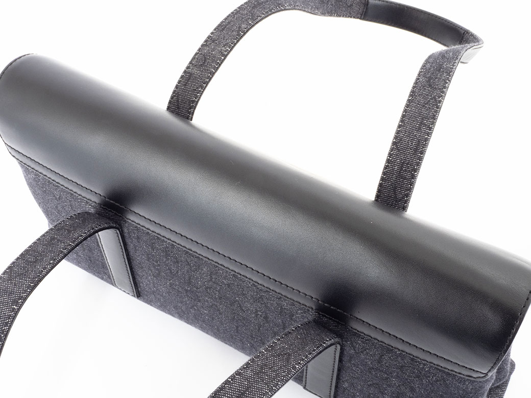BVLGARI（ブルガリ） ロゴマニア ショルダー フラップ ショルダー