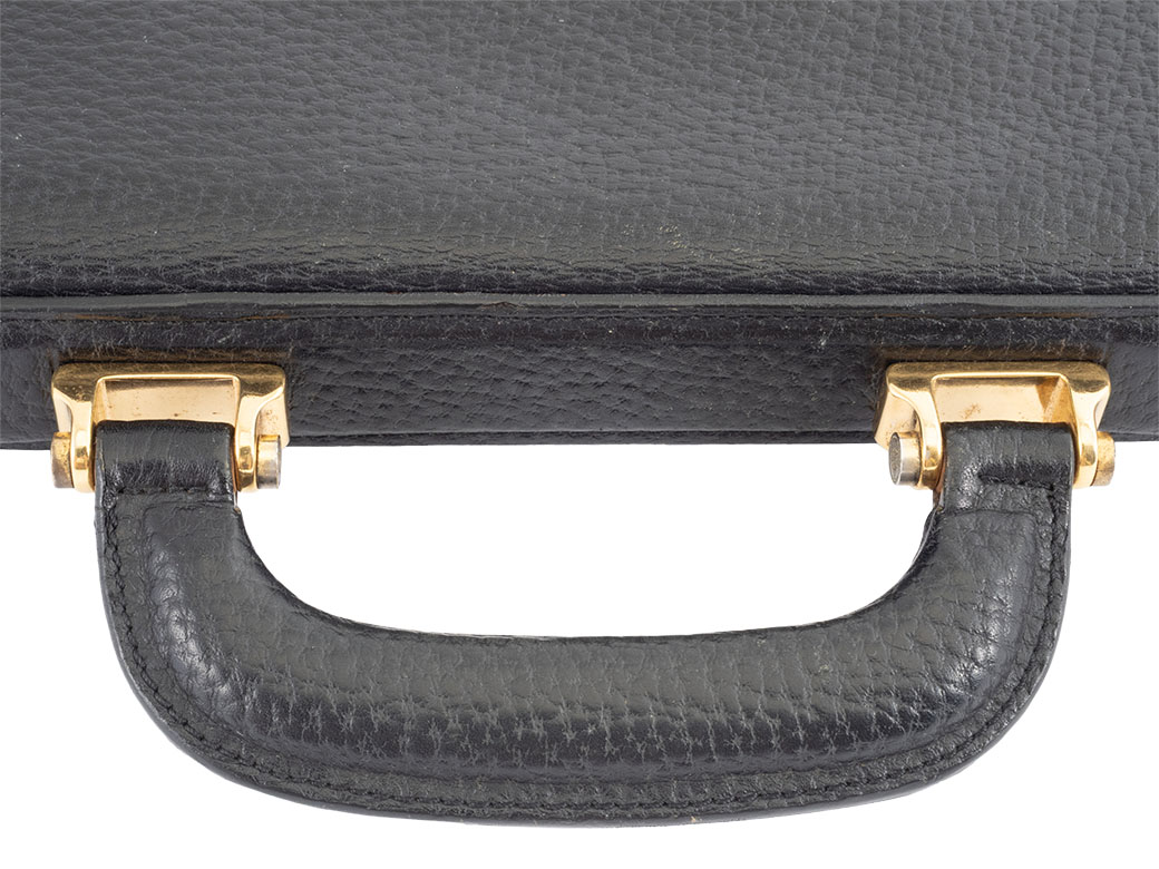 ロエベ ビジネスバッグ ブリーフケース アナグラム A4可 ブラック レザー LOEWE ロエベ ビジネスバッグ ブリーフケース アナグラム A4収納可 黒